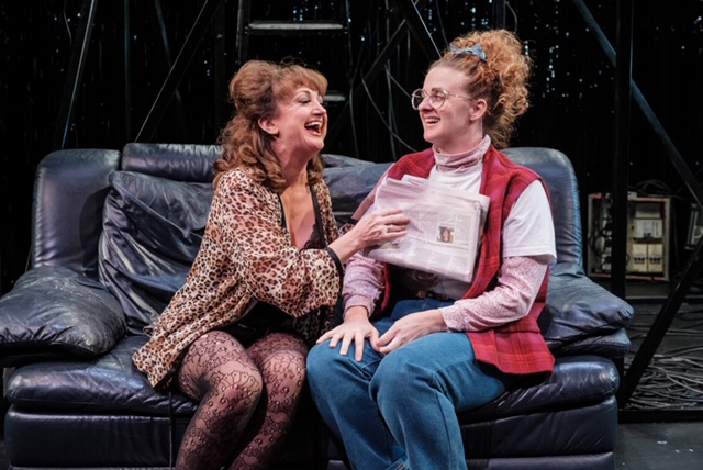 Review: THE RISE & FALL OF LITTLE VOICE Is A Hilarious And Heart-warming Tale Of The Power Of Letting It All Out and Letting Go 