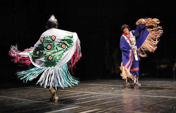 Review: THUNDERBIRD AMERICAN INDIAN DANCE CONCERT AND POW WOW Celebrates Timeless Traditions Today Image