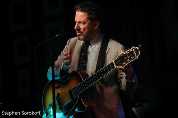 Photo Coverage: John Pizzarelli Brings Music and Humor To Birdland Image