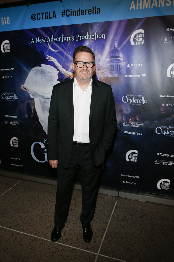 Photo Flash: Matthew Bourne's CINDERELLA Opens At The Ahmanson Image
