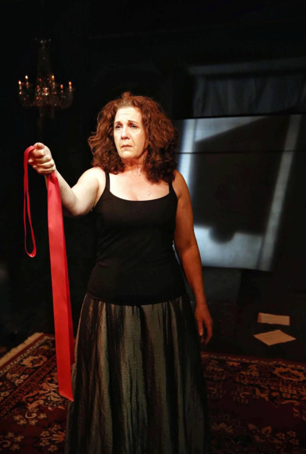 Photo Flash: Epic Theatre Company Presents THE REVOLUTIONISTS Image
