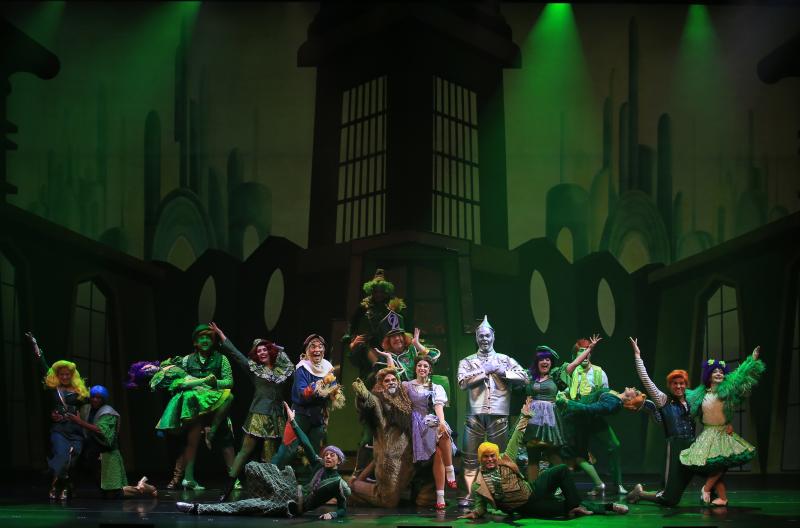 Review: The WIZARD OF OZ at Tennessee Performing Arts Center Dazzles Audiences with Singing! and Dancing! and FUN! OH MY! 