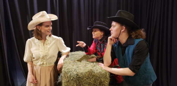 Photo Flash: First Look at RIO HONDO At The Majestic Theatre Image