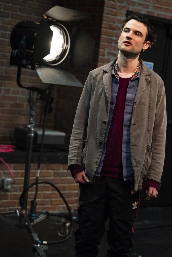 Photo Flash: First Look at Jake Gyllenhaal and Tom Sturridge in SEA WALL / A LIFE Image