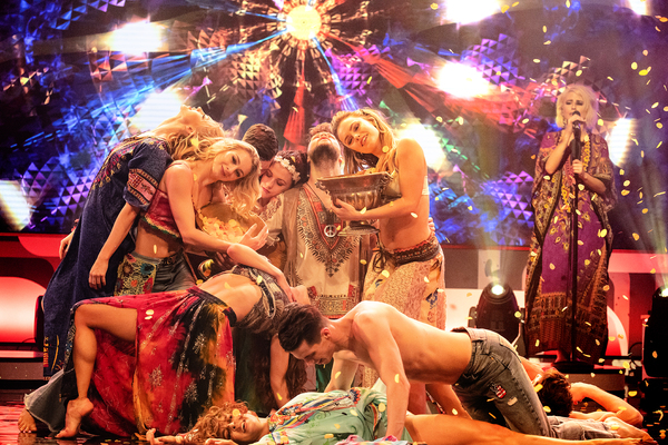 Photo Flash: First Look at RIP IT UP - THE 60s Image