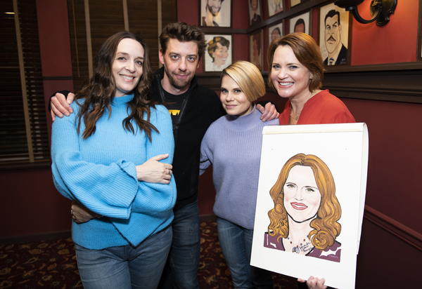Photo Flash: Broadway Friends Celebrate Jennifer Laura Thompson's New Portrait at Sardi's! Image