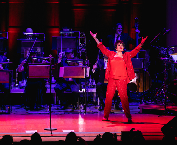 Photo Flash: Chita Rivera Thrills on the London Stage Image