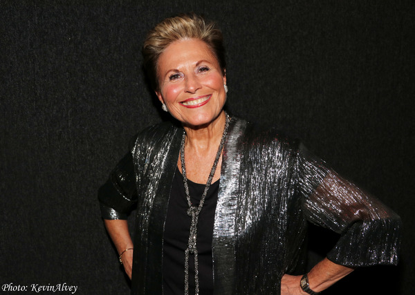 Photo Coverage: Lorna Dallas Brings New Solo Show STAGES to Birdland Image