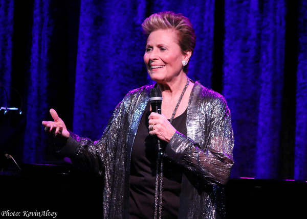 Photo Coverage: Lorna Dallas Brings New Solo Show STAGES to Birdland Image