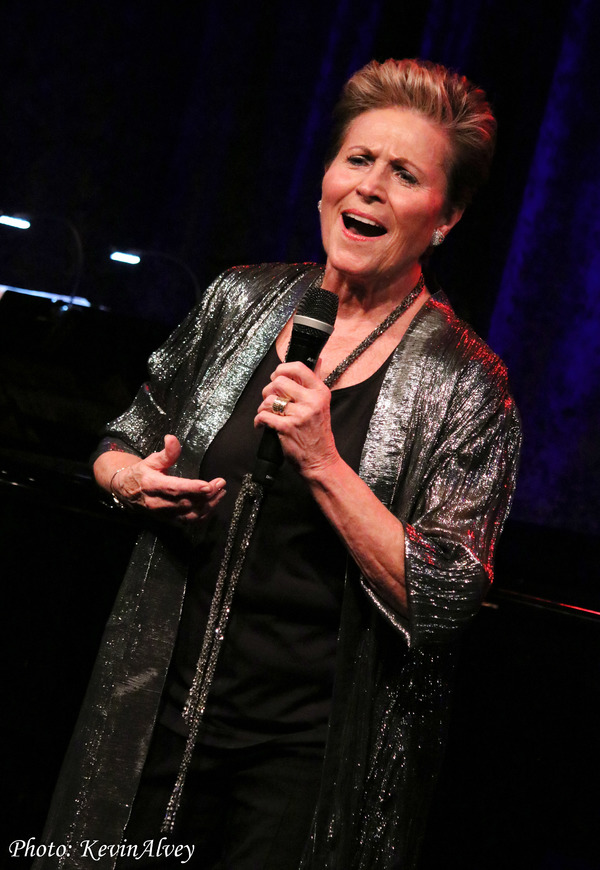 Photo Coverage: Lorna Dallas Brings New Solo Show STAGES to Birdland Image
