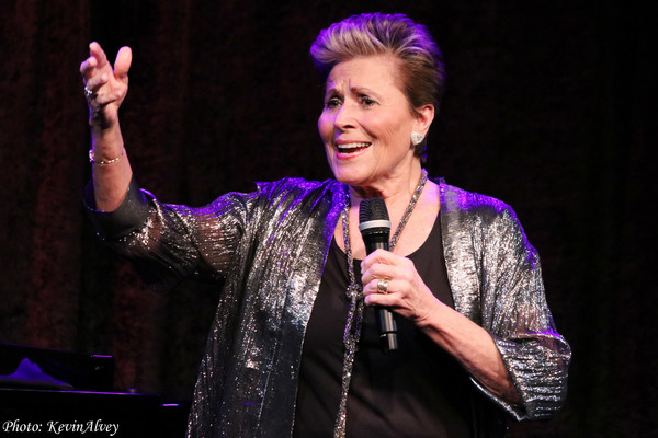 Photo Coverage: Lorna Dallas Brings New Solo Show STAGES to Birdland Image