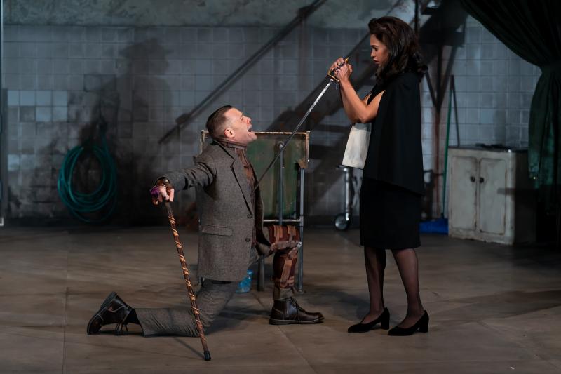 Review: Dark and Unrelenting RICHARD THE THIRD at Shakespeare Theatre Company  Image