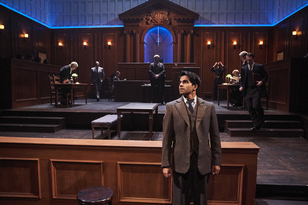 Photo Flash: First Look at Great Lakes Theater's WITNESS FOR THE PROSECUTION 