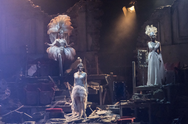 Photo Flash: First Look at National Theatre's FOLLIES Image