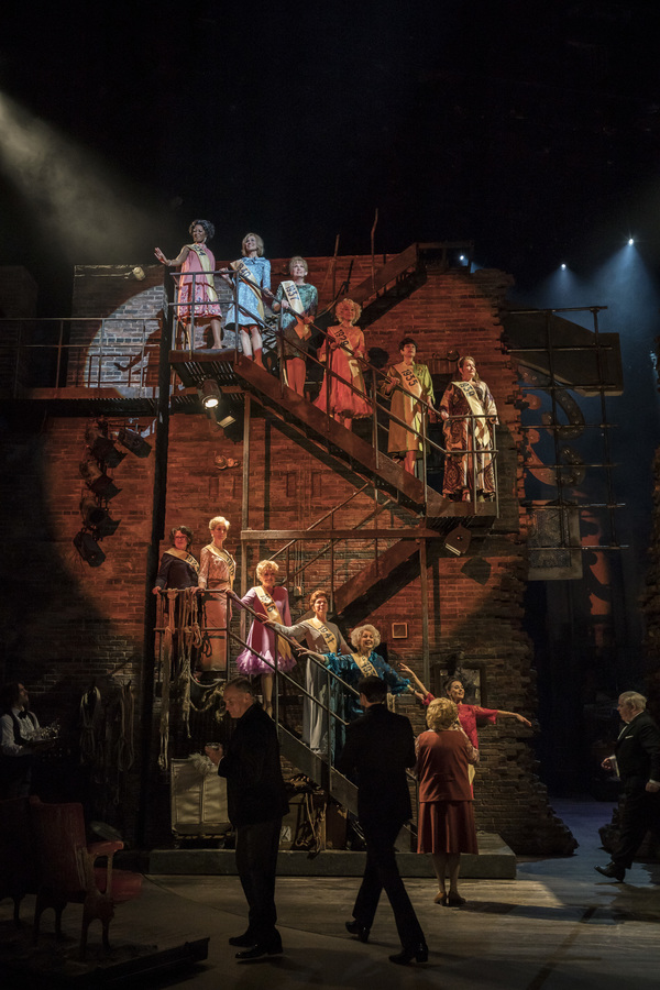 Photo Flash: First Look at National Theatre's FOLLIES  Image