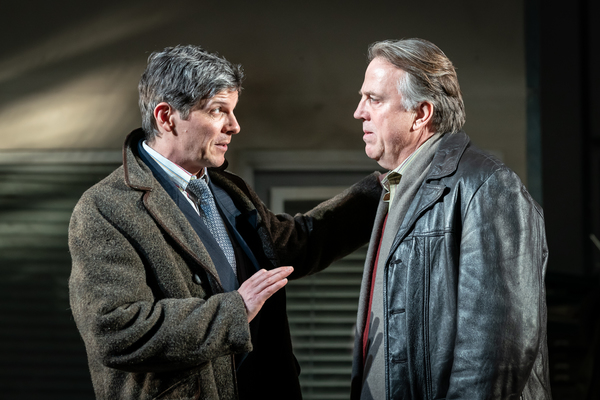 Photo Flash: First Look at the National Tour of GLENGARRY GLEN ROSS Image