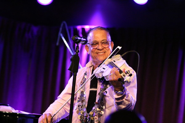 Photo Flash: Stars Sing for World Peace at the Green Room 42 Image