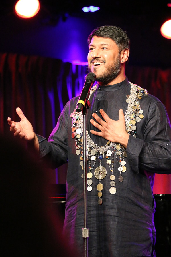 Photo Flash: Stars Sing for World Peace at the Green Room 42 Image