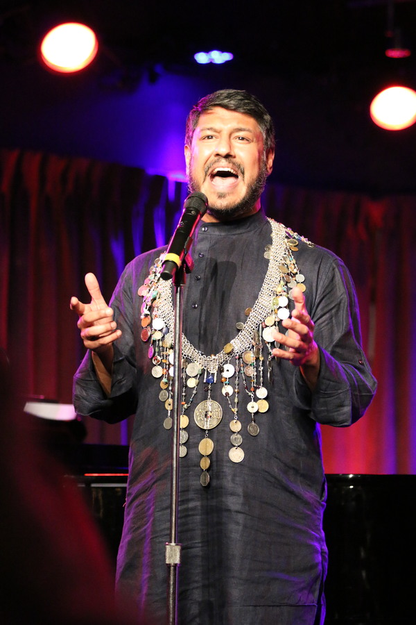Photo Flash: Stars Sing for World Peace at the Green Room 42 Image