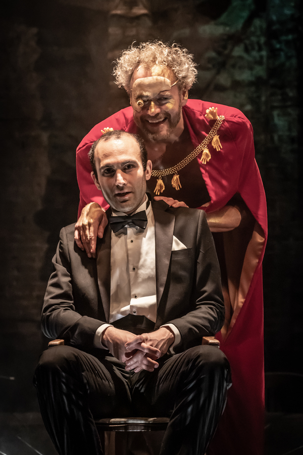 Photo Flash: First Look at Trump-Era Play SHIPWRECK At Almeida Theatre Image