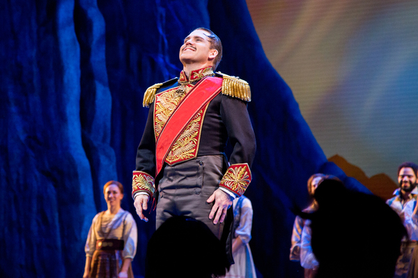 Photo Coverage: Joe Carroll, Ryann Redmond & Noah J. Ricketts Take First Bows in FROZEN Image