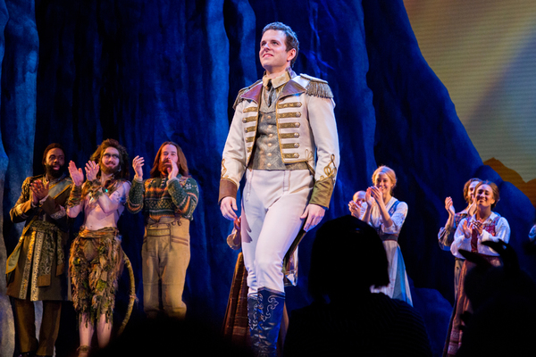 Photo Coverage: Joe Carroll, Ryann Redmond & Noah J. Ricketts Take First Bows in FROZEN Image