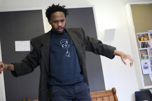 Photo Flash: Inside Rehearsal For BLOOD KNOT at Orange Tree Theatre 