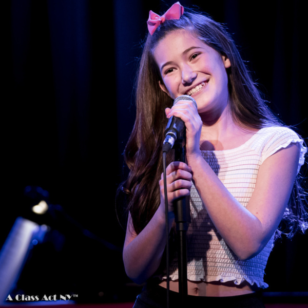Photo Flash: A Class Act NY Presents FROM L.A. TO BROADWAY Featuring Lauren 'Coco' Cohn Image