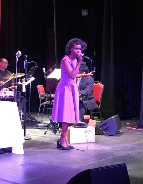 Review: LADY WRITES THE BLUES at Hackensack Performing Arts Center 