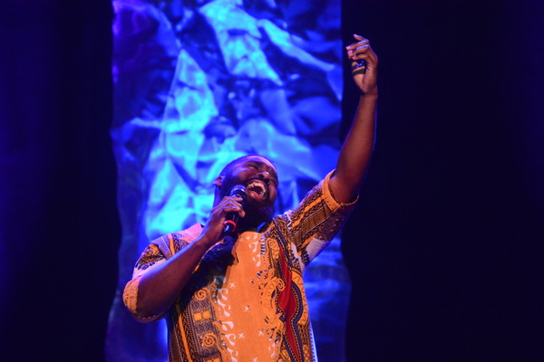 Photo Coverage: FROM BROADWAY WITH LOVE Comes to Patchogue Theatre Image