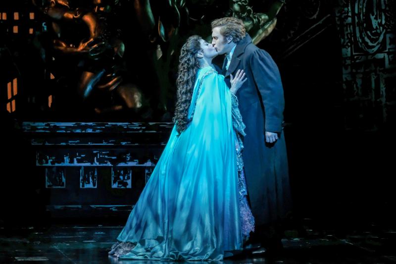 PHOTOS: First Look at The New World Tour of THE PHANTOM OF THE OPERA Image