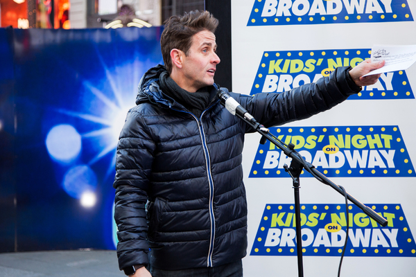 Photo Coverage: Joey McIntyre, Caitlin Kinnunen & Isabelle McCalla Help Kick Off Kids Night on Broadway in Times Square! Image
