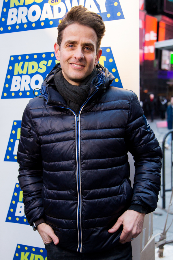 Photo Coverage: Joey McIntyre, Caitlin Kinnunen & Isabelle McCalla Help Kick Off Kids Night on Broadway in Times Square! Image