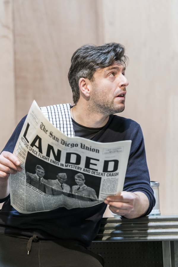 Photo Flash: In Rehearsal For The West End Transfer of THE TWILIGHT ZONE Image