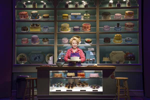 Photo Flash: First Look at Debra Jo Rupp and the Cast of THE CAKE Image