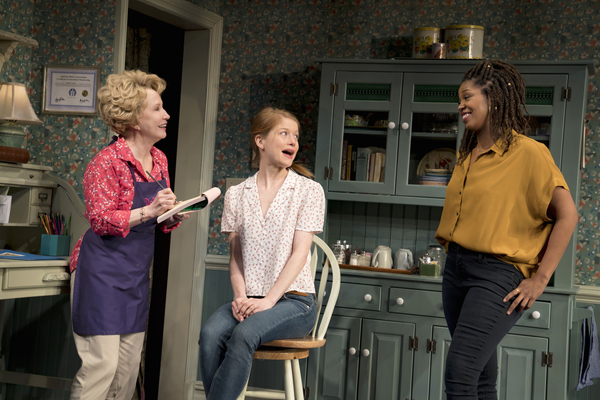 Photo Flash: First Look at Debra Jo Rupp and the Cast of THE CAKE Image