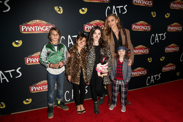 Photo Flash: On The Opening Night Red Carpet of CATS at the Pantages Image