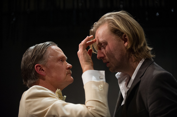Photo Flash: First Look at WE'RE STAYING RIGHT HERE at the Park Theatre Image