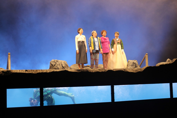 Photo Flash: Inside Opening Night of ENDLINGS at A.R.T. Image