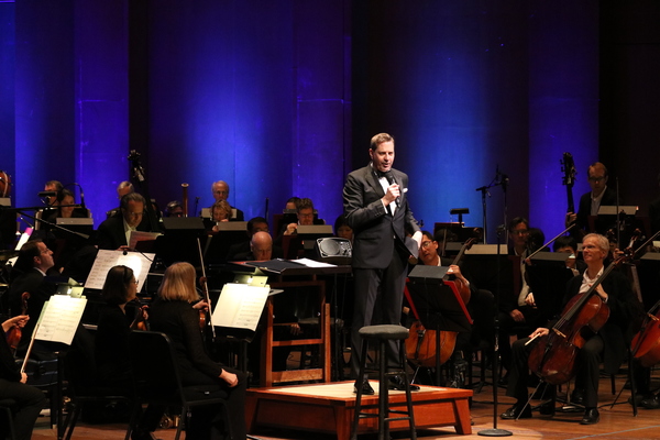Photo Flash: N'Kenge Performs With the Houston Symphony Orchestra Image