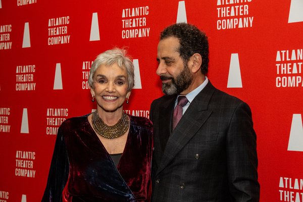 Photo Coverage: Atlantic Theatre Company Celebrates Powerhouse Women at Diva's Choice Gala Image
