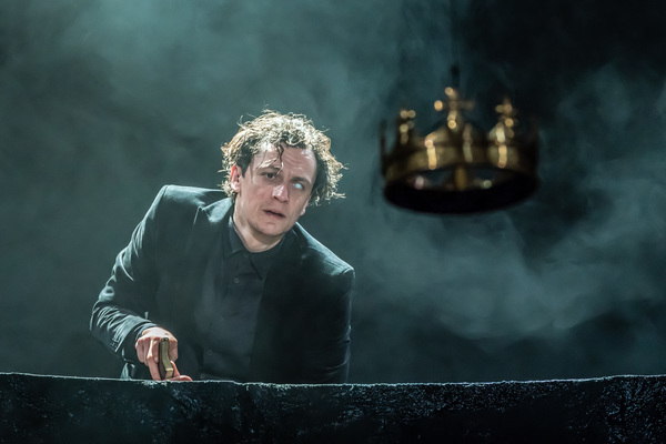 Photo Flash: Headlong Presents RICHARD III Image