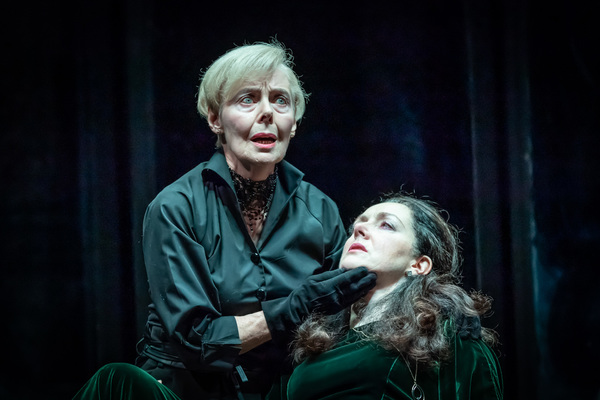 Photo Flash: Headlong Presents RICHARD III Image