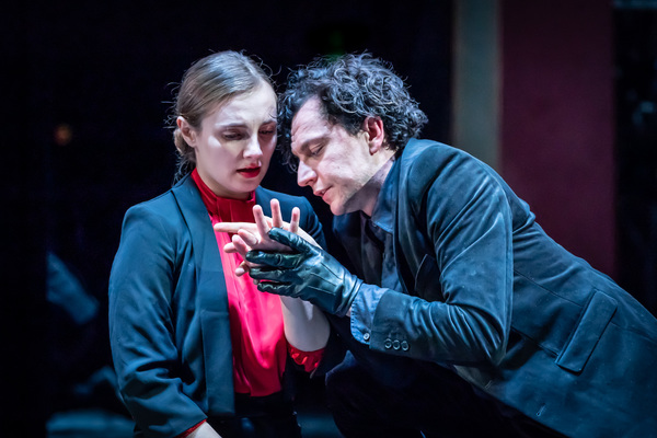 Photo Flash: Headlong Presents RICHARD III Image