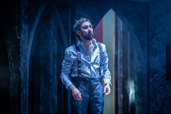 Photo Flash: Headlong Presents RICHARD III Image