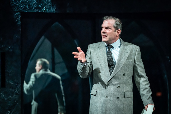 Photo Flash: Headlong Presents RICHARD III Image