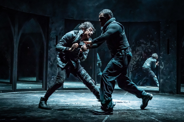 Photo Flash: Headlong Presents RICHARD III Image