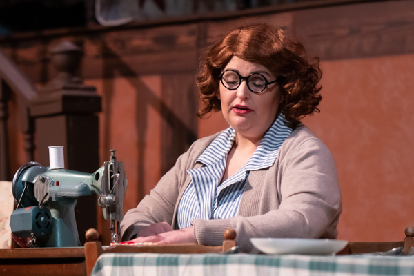 Photo Coverage: First look at Hilliard Arts Council's BRIGHTON BEACH MEMOIRS Image