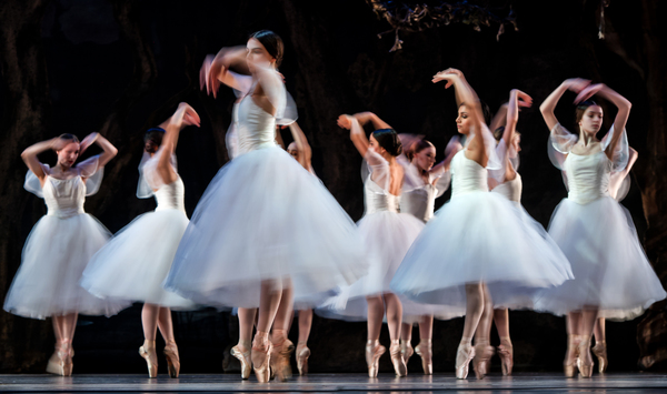 Photo Flash: GISELLE at Academy Of Music in Philadelphia Image