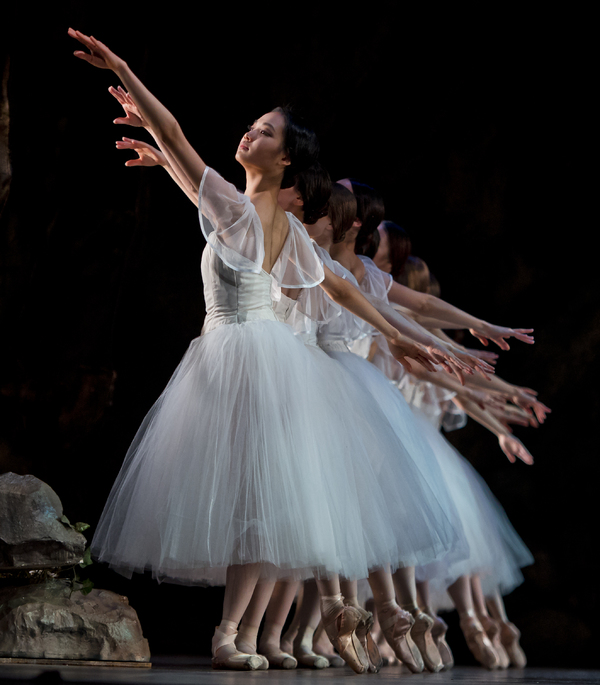 Photo Flash: GISELLE at Academy Of Music in Philadelphia Image